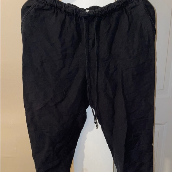 Clothes - Picture 11 of 15